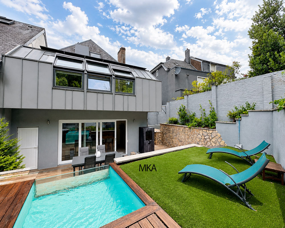 Maison avec garage et petite piscine à louer à Luxembourg-Bonnevoie