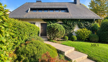 Villa avec beau terrain arboré à louer à Luxembourg-Kockelscheuer