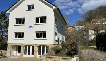 Maison de rapport avec garages à vendre à Luxembourg-Weimerskirch (à proximité du plateau du Kirchberg)
