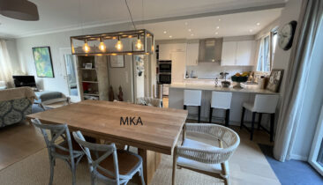 Maison de ville avec garage à louer à Luxembourg-Merl
