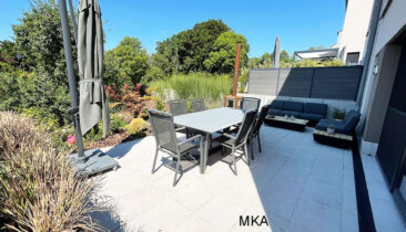 Maison avec garage et beau jardin à vendre à Cruchten