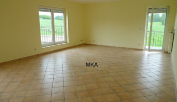 Appartement avec emplacement parking intérieur à louer à Fentange