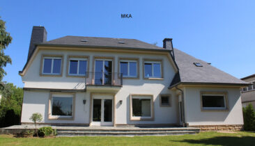 Villa libre de quatre côtés à louer à Strassen (Reckenthal)